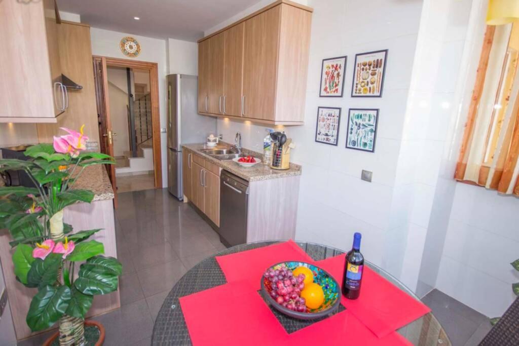 Casa Tres Vistas Luxury Apartment With Stunning Views To The Ocean 푸에르토 데 산티아고 외부 사진
