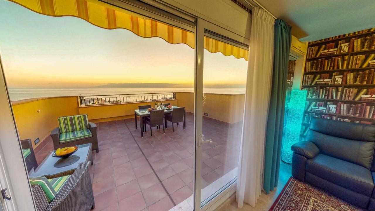 Casa Tres Vistas Luxury Apartment With Stunning Views To The Ocean 푸에르토 데 산티아고 외부 사진